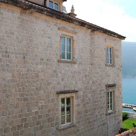 Hotel Sara-3